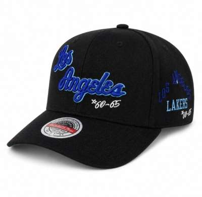 Mitchell & Ness snapback Los Angeles Lakers Classic Red Snapback HWC Timeline black