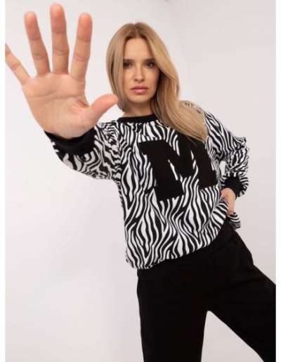 Fekete-fehér tréningruha szett M betűvel