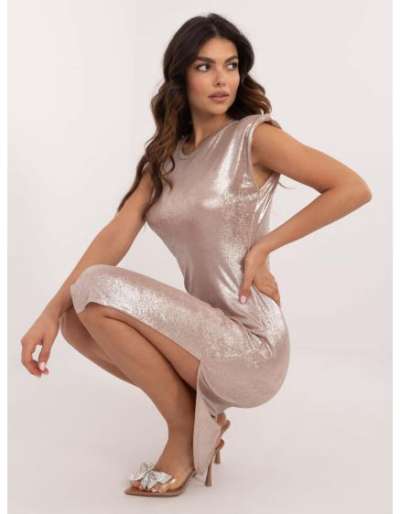 Bézs színű koktélruha válltöméssel