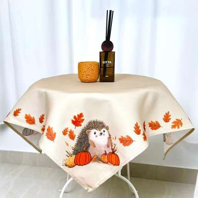 Süni mintás asztalközép - 85x85 cm