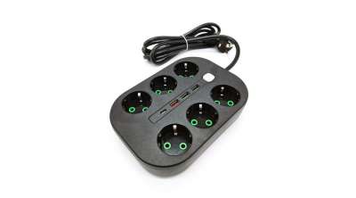 Hálózati elosztó  6 db aljzattal 2 méter, 3 db USB-vel és 1 db USB-C + kapcsoló