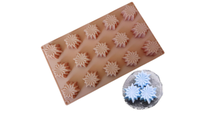 15 adagos csillagos hópehely alakú szilikon praliné forma