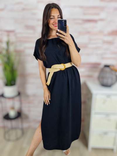 Öves, oldalt sliccelt, egyenes fazonú, fekete ruha S-M-L