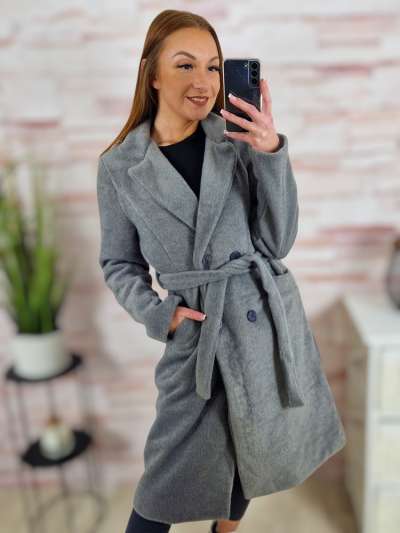 Gombos, selyem bélésű, zsebes, puha anyagú kabát S-M-L