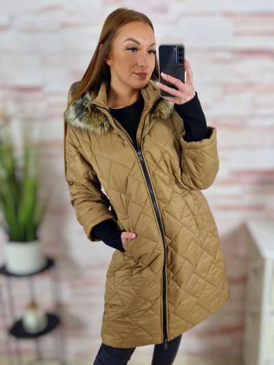 Steppelt, szőrmés kapucnis, passzés ujjú kabát S-M