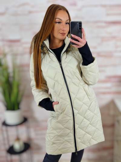 Steppelt, szőrmés kapucnis, passzés ujjú kabát S-M