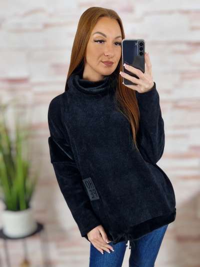 Alján megkötős, garbós és szőrmés nyakú, vastag anyagú pulóver L-XL