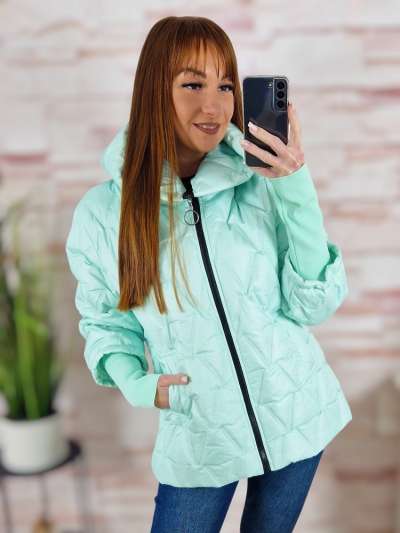 Steppelt, kapucnis, passzés ujjú, átmeneti kabát S-M-L