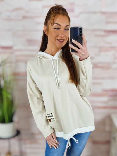 Alján összehúzható, kapucnis, hátul hosszított pulóver M-L-XL