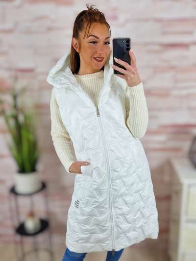 Steppelt, kapucnis, cipzáros mellény S-M