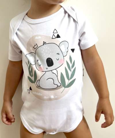 Baba body, rövid ujjú- Koala a vadonban Méret: 98 (24-36hó)