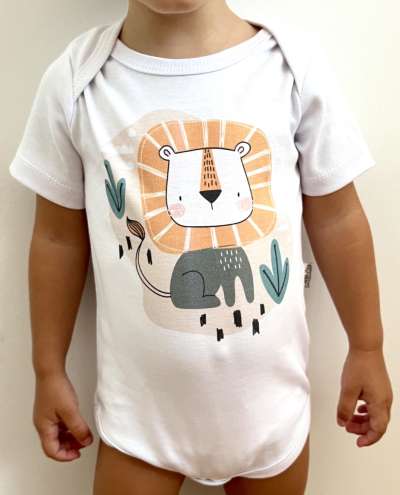 Baba body, rövid ujjú- Oroszlán a vadonban Méret: 74 (6-9hó)