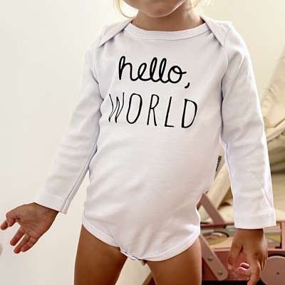 Egyedi baba body, hosszú ujjú- Szia Világ Méret: 80 (9-12hó)