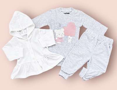 3részes babaruha szett - szivecske Méret: 62 (2-4hó)