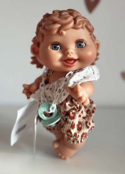 Kézműves spanyol baba- pislogó, Pepotes 26cm