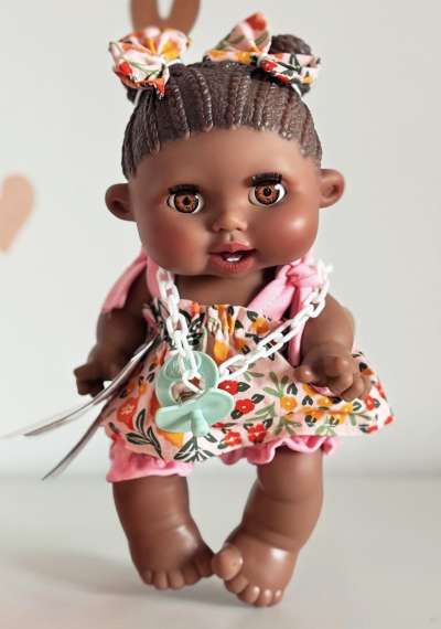 Kézműves spanyol baba- pislogó, Pepotes 26cm