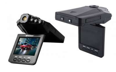 Autós Eseményrögzítő Kamera - Színes monitorral és éjjellátó funkcióval.