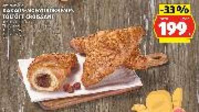 KAKAÓS-MOGYORÓKRÉMES TÖLTÖTT CROISSANT