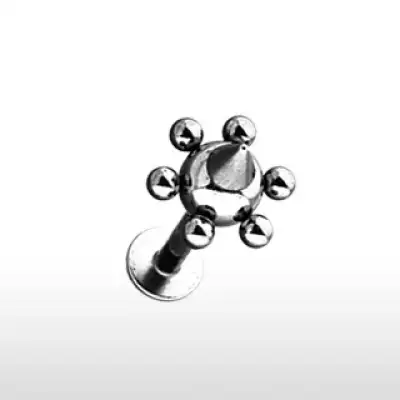 Áll piercing - kis golyócskák és tüske