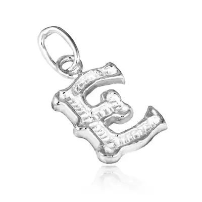 Sterling ezüst medál - kivágott E betű