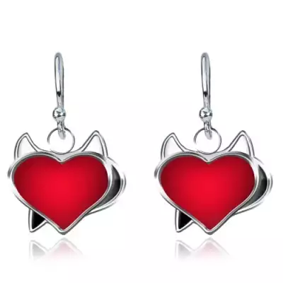 Ezüst fülbevaló ördögszívvel és farokkal