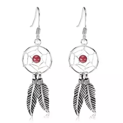 925 ezüst fülbevaló, kerek álomfogó, piros gyöngy, tollak, 12 mm
