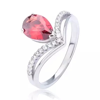 Gyűrű 925 ezüstből, piros könnycsepp alakú cirkónia és kettős csúcs - Nagyság_ 58