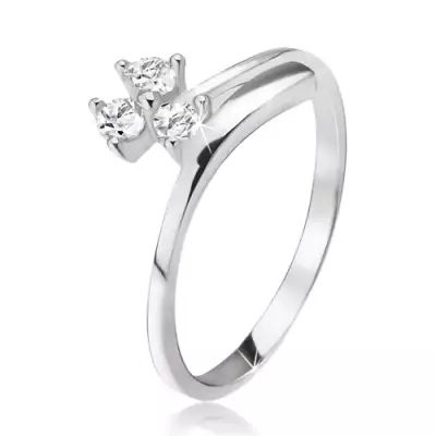 Ezüst gyűrű 925, három kerek cirkónia, ívelt szár - Nagyság_ 48