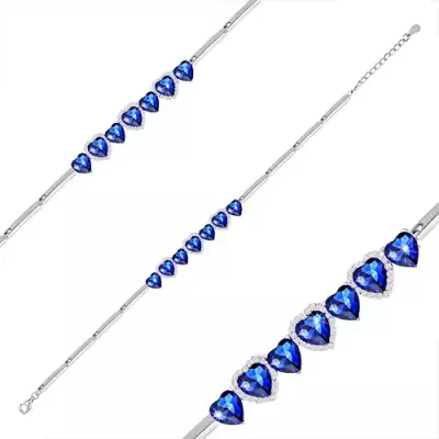 Állítható karkötő 925 ezüstből, kék cirkóniás szívek, cirkóniás szív körvonalak