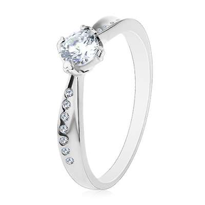 Gyűrű 925 ezüstből, sima és cirkóniás vonal, csillogó átlátszó cirkónia középen - Nagyság_ 58