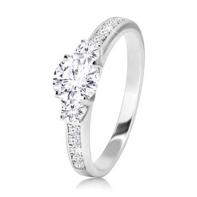 925 Ezüst gyűrű - csillogó, áttettsző cirkóniával, keskeny, fényes , cirkóniával kirakott vállakkal - Nagyság_ 60