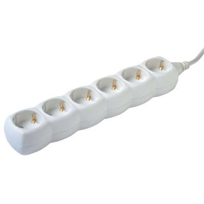 Elosztó 6-os 1,5m 3x1,5mm2 vezetékkel Fehér