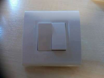 Evian csillárkapcsoló kerettel