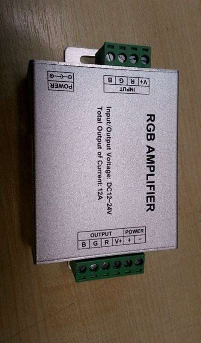 LED szalag jelerősítő RGB 144W 2 év garancia