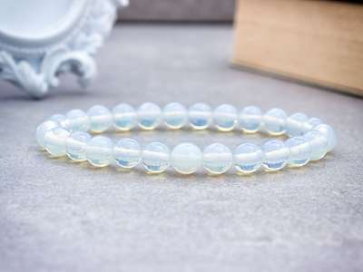 Opalit ásvány karkötő