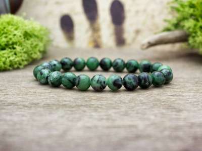 Felszabadítás rubin-zoizit ásvány karkötő