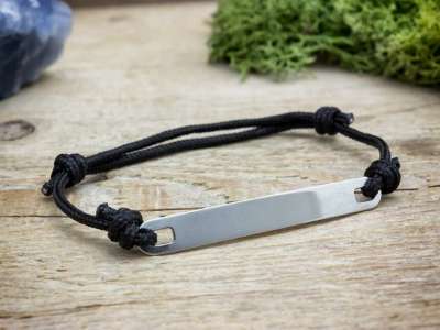 Gravírozható lapbetétes fekete microcord karkötő