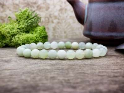 Jáde ásvány karkötő