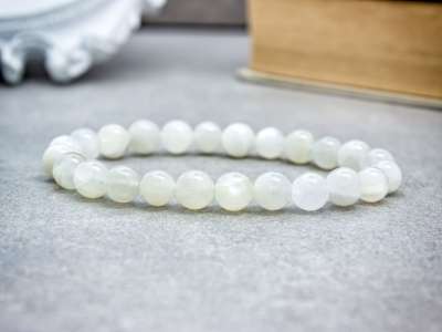 Holdkő ásvány karkötő