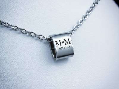 Vallomás egyedi medálos MoMents anker acél nyaklánc