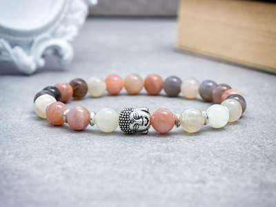 Romantikus Buddha holdkő ásvány karkötő