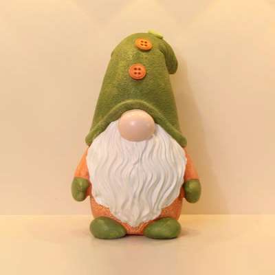 Zöld sapkás manó dekoráció/persely