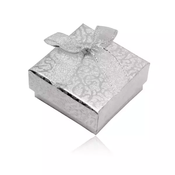 Ajándékdoboz fülbevalóra vagy gyűrűre - inda, ezüst szín