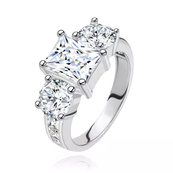 Eljegyzési gyűrű 925 ezüstből, három, átlátszó, nagy cirkónia, díszített szárak  - Nagyság_ 50