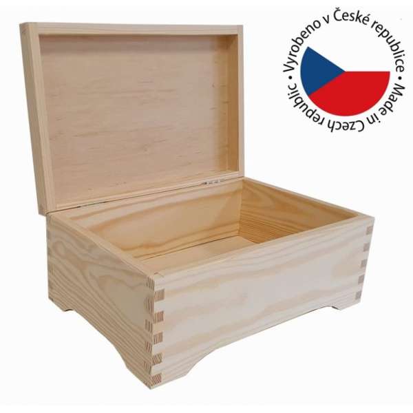 Fenyőfából készült doboz 30 x 20 x 13 cm