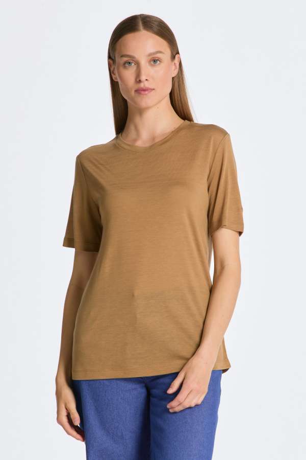 PÓLÓ GANT REL DRAPED SS T-SHIRT WAR KHAKI