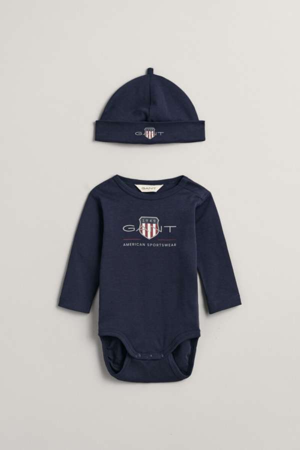 GYEREK SZETT GANT ARCHIVE SHIELD BODY AND BEANIE EVENING BLUE