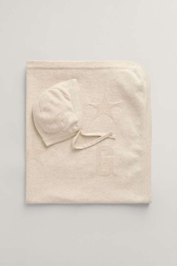 SAPKA ÉS TAKARÓ SZETT GANT BLANKET BEANIE GIFT SET 68 x 78 cm LIGHT BEIGE MELANGE