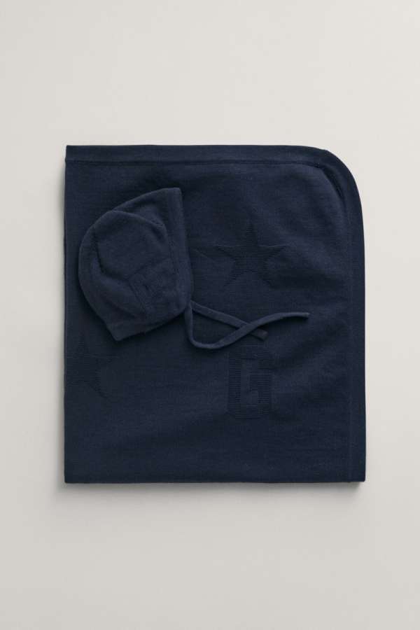SAPKA ÉS TAKARÓ SZETT GANT BLANKET BEANIE GIFT SET 68 x 78 cm EVENING BLUE