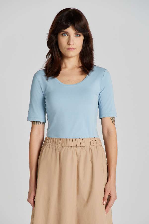 PÓÓ GANT SIM COT/EA SS SCOOP NECK TOP DOVE BUE